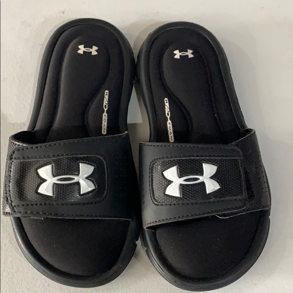 Girls Under Armor Sz 13 Slides
